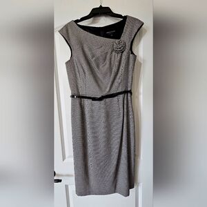 Womens size 12 Connected Apparel dress